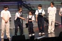 「カクエキ！灼熱のB&ZAIダービー」の様子。©︎テレビ朝日