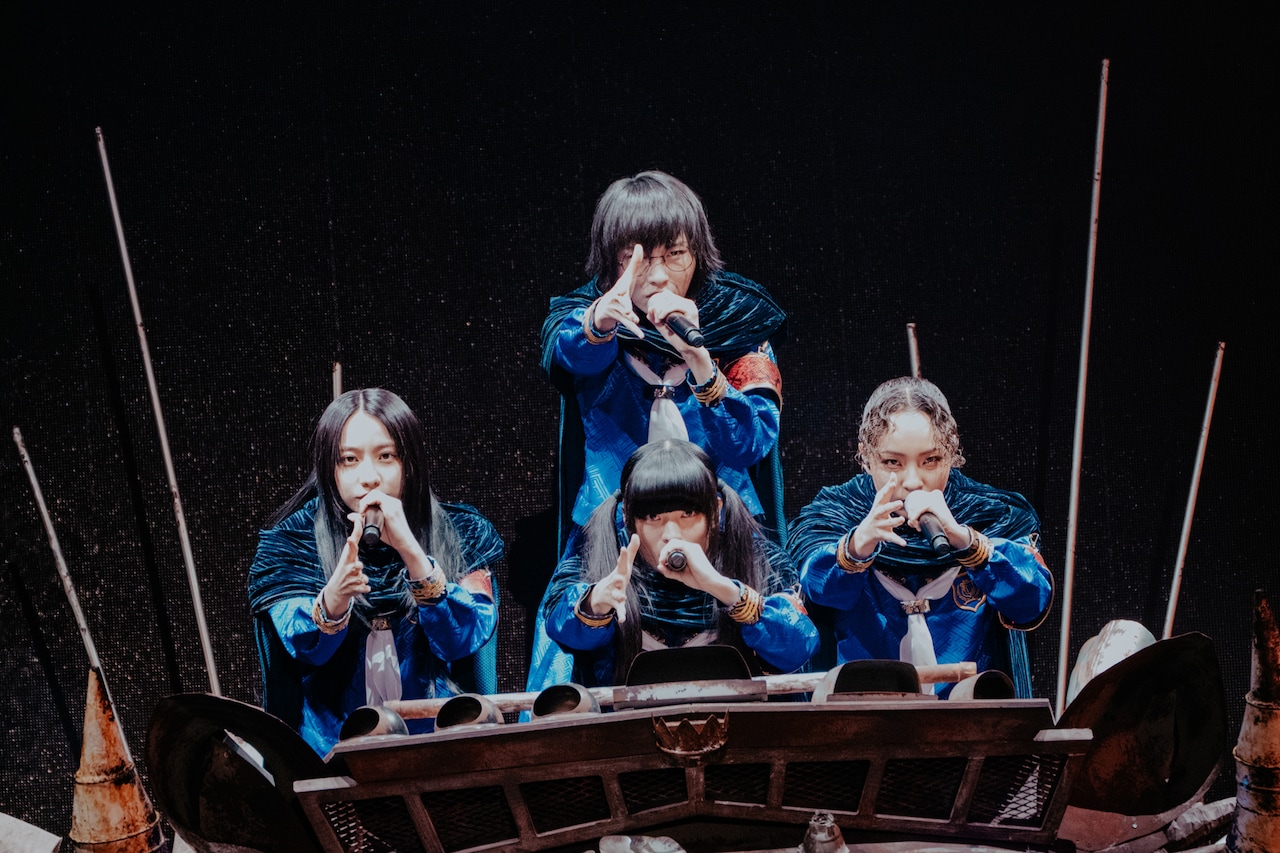 新しい学校のリーダーズ（Photo by hiroyabrian）