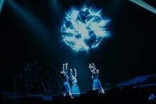 新しい学校のリーダーズ（Photo by hiroyabrian）