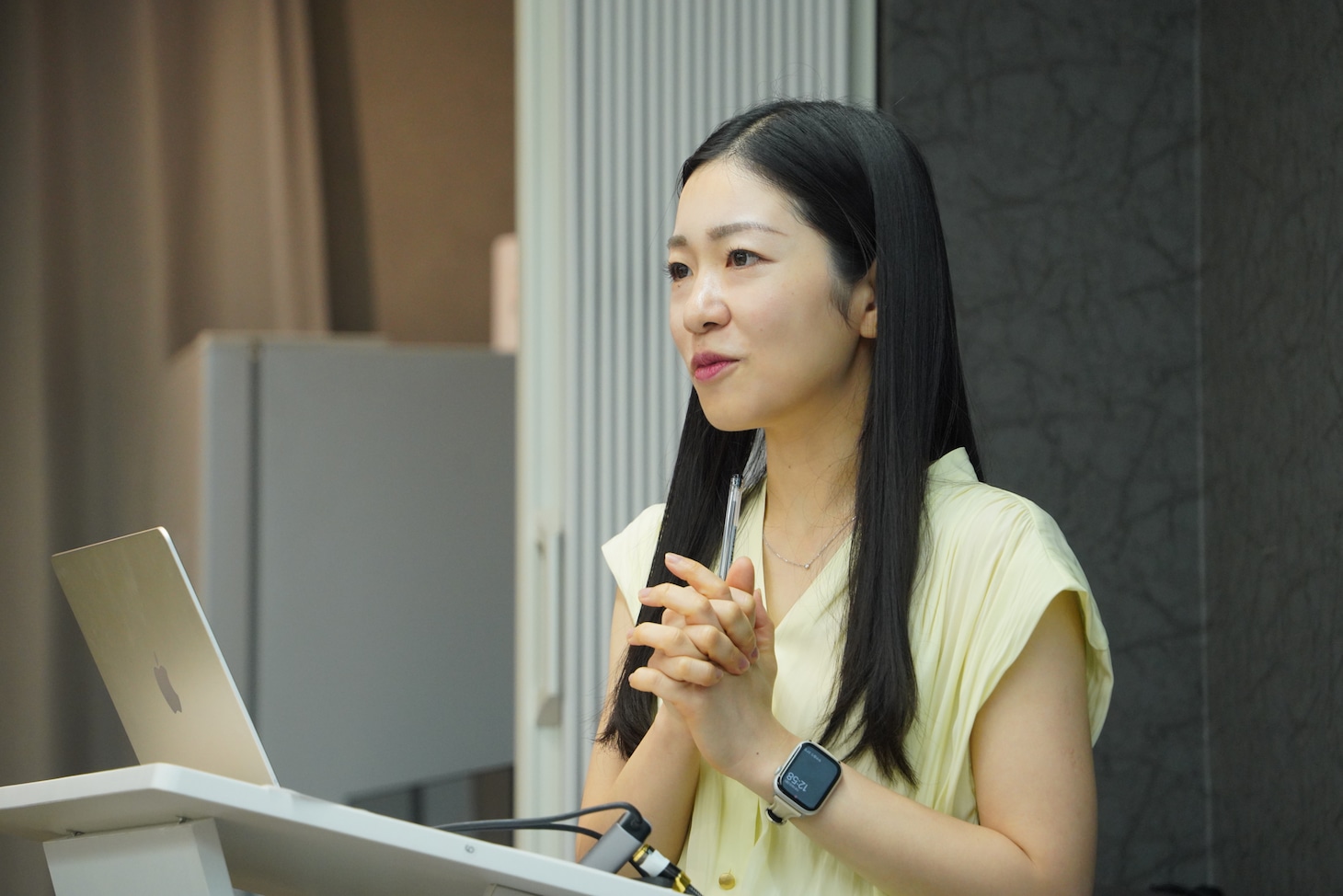 橋本ゆき氏