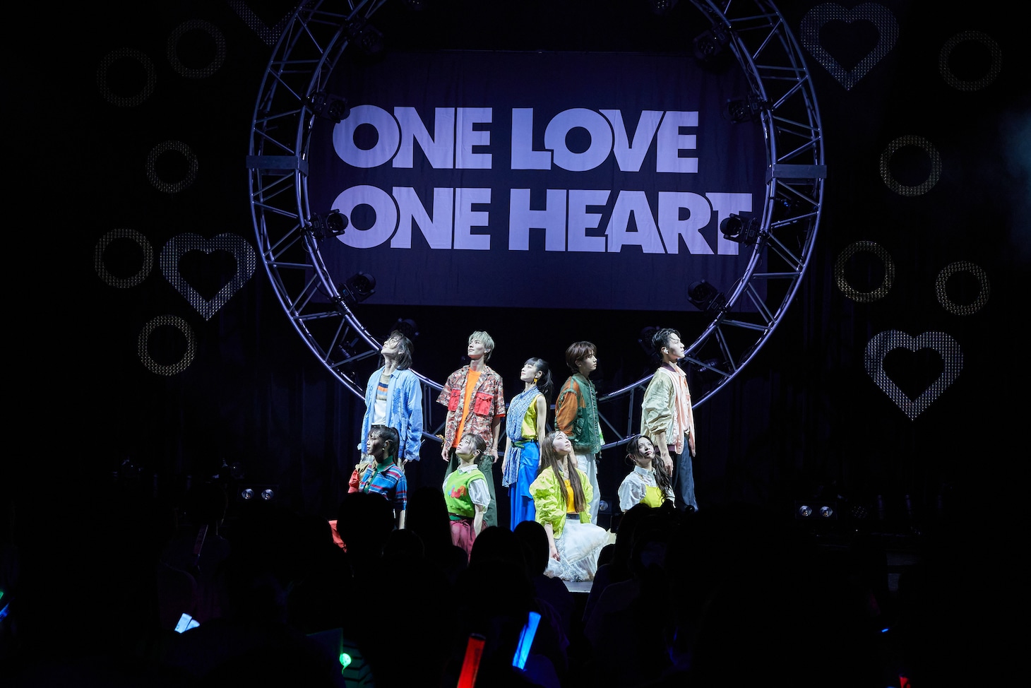ONE LOVE ONE HEART「Oneman Live 2025 “SPARK of LOVE”」の様子。（撮影：撮影: 梁瀬玉実）