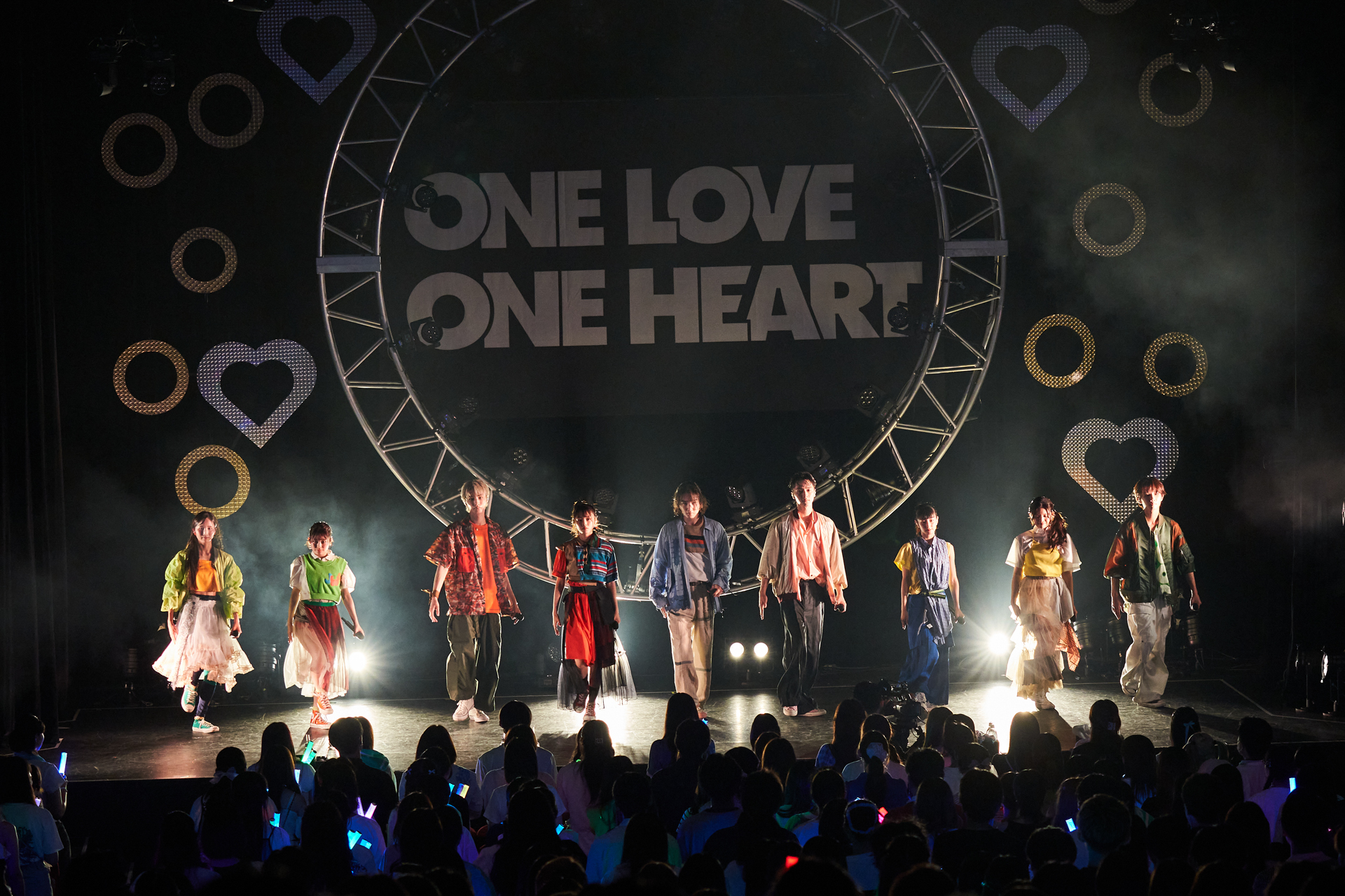 ONE LOVE ONE HEART「Oneman Live 2025 “SPARK of LOVE”」の様子。（撮影：撮影: 梁瀬玉実）