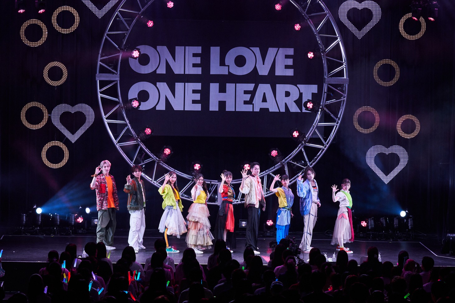 ONE LOVE ONE HEART「Oneman Live 2025 “SPARK of LOVE”」の様子。（撮影：撮影: 梁瀬玉実）