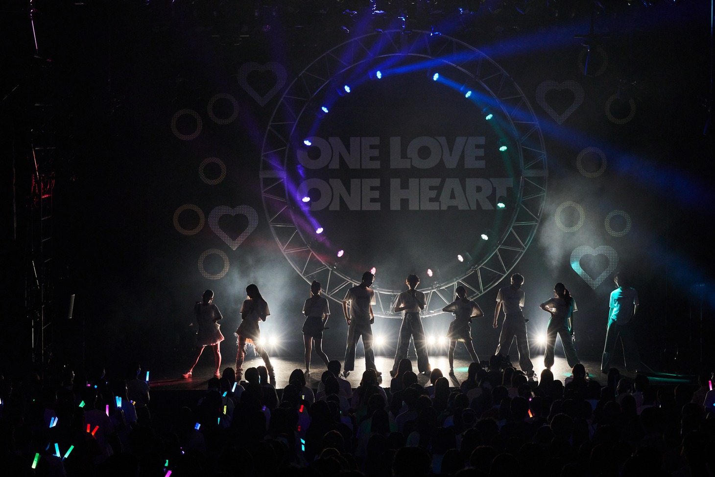 ONE LOVE ONE HEART「Oneman Live 2025 “SPARK of LOVE”」の様子。（撮影：撮影: 梁瀬玉実）