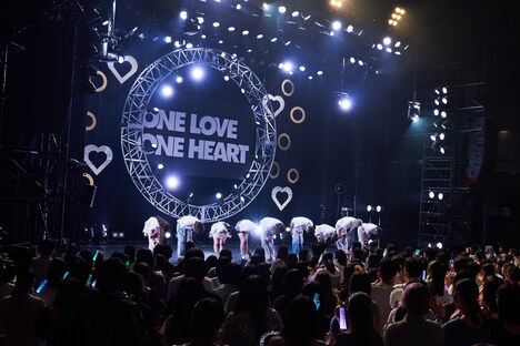 ONE LOVE ONE HEART「Oneman Live 2025 “SPARK of LOVE”」の様子。（撮影：撮影: 梁瀬玉実）