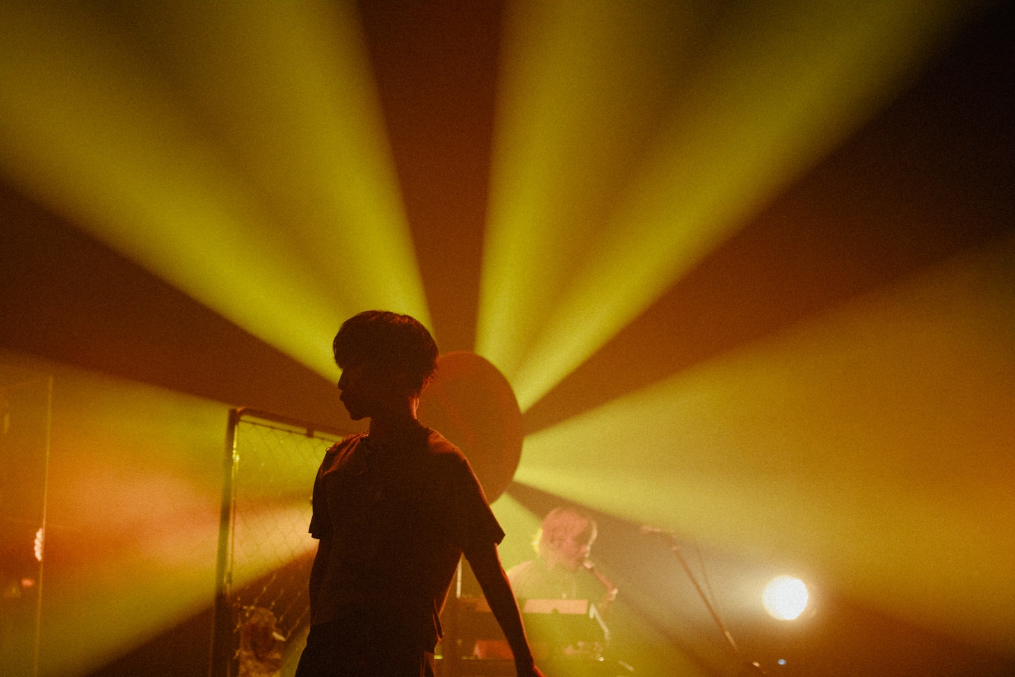 SIRUP「NEXT LIFE TOUR 2025」の様子。（Photo by Leo Iizuka）