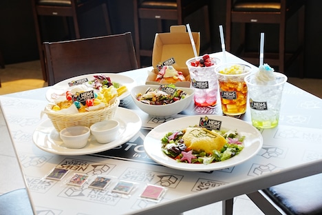 「NEWS TOYBOX in JOYPOLIS」コラボメニュー