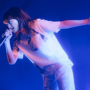 iriがLINE CUBE渋谷で「Seek」ツアー追加公演、ひさびさの曲を連発
