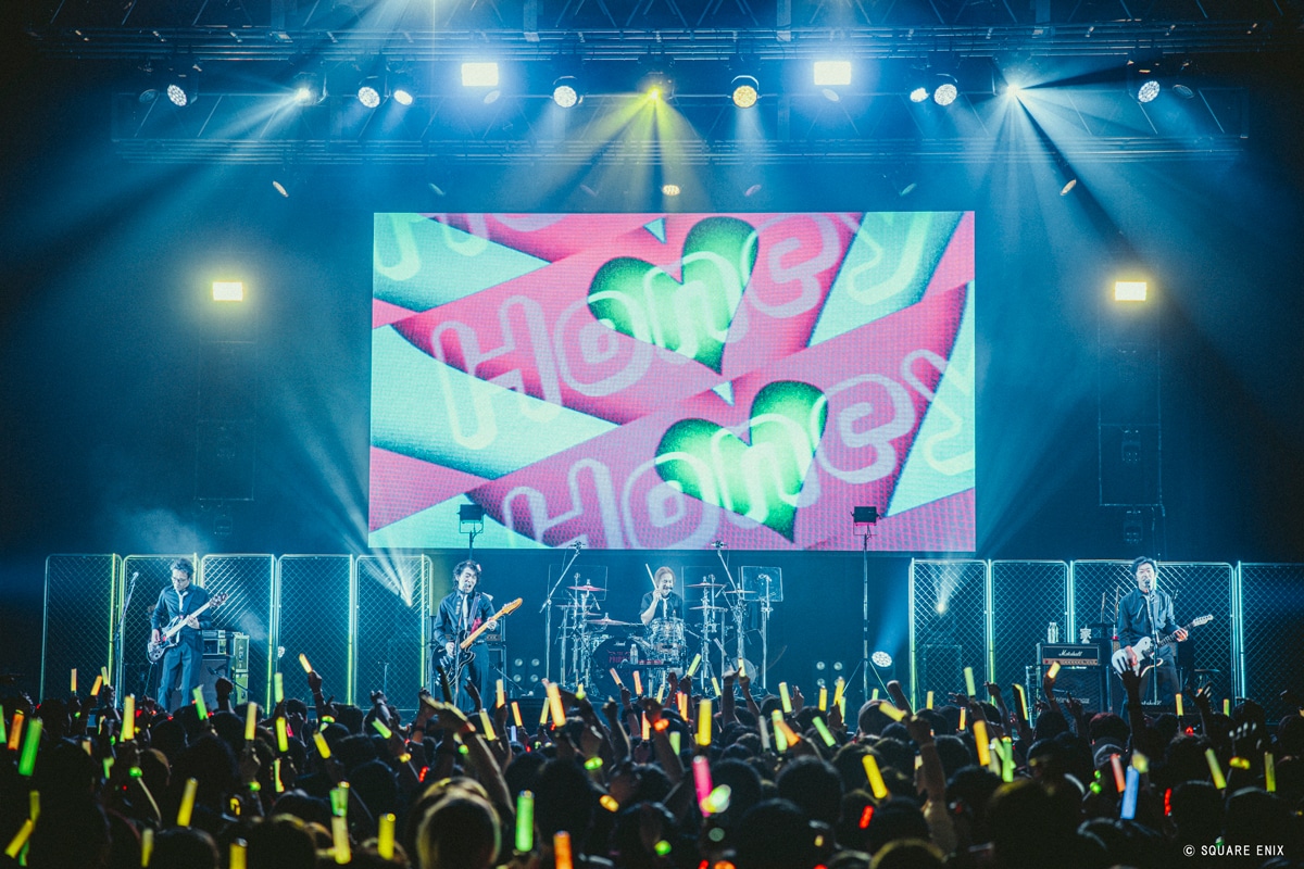 「THE PRIMALS Dark Decades Tour」初日公演の様子。（撮影：西槇太一）