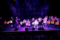 「モダンチョキチョキズの東京さまーふえすてばる」の様子。（Photo by Kayoko Yamamoto）