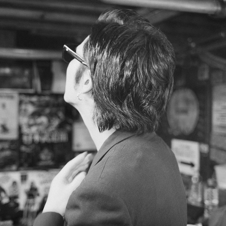 オレンジスパイニクラブ「ナイフ」初回限定盤ジャケット