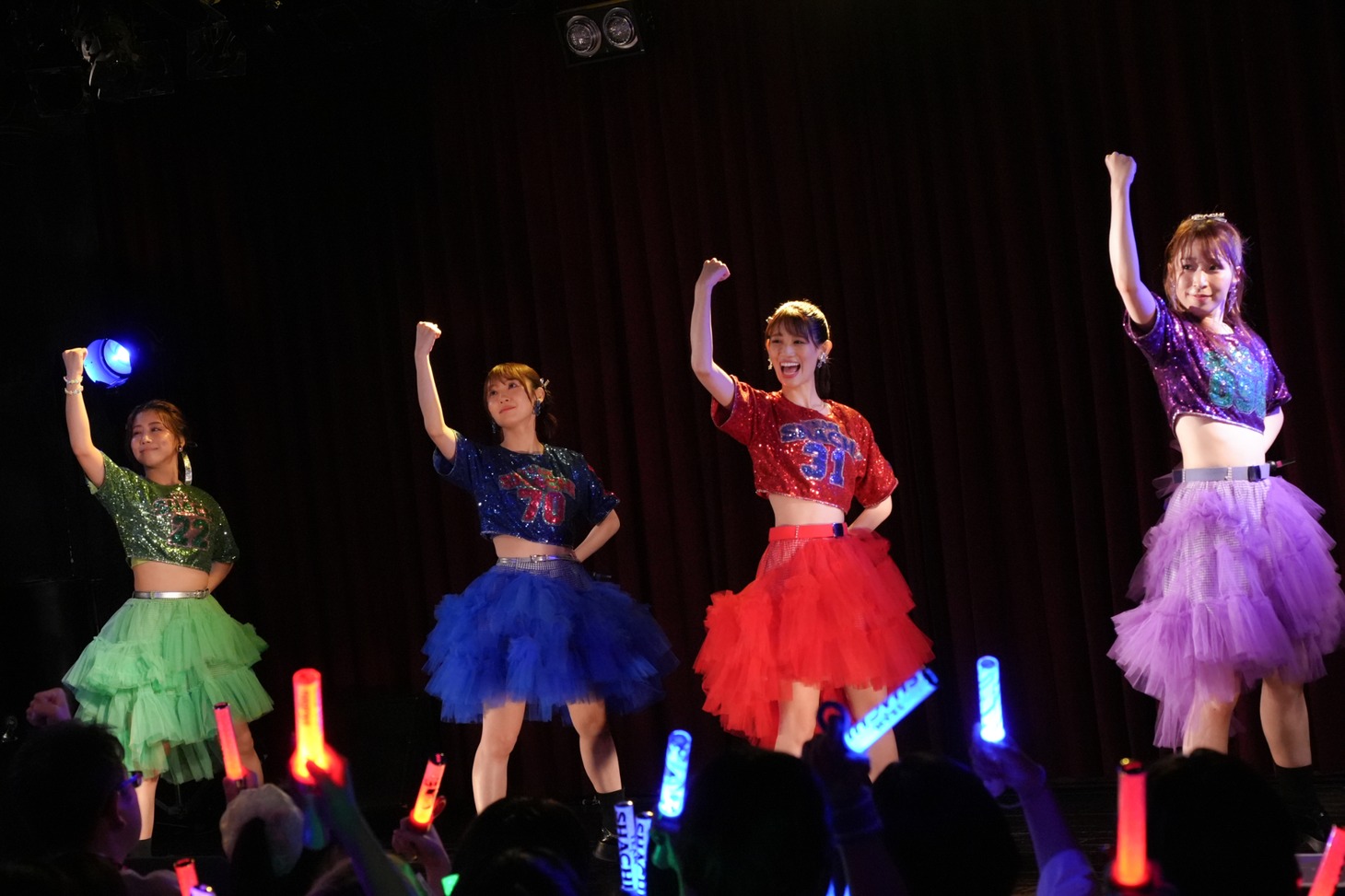TEAM SHACHI「H.I.P. ORIGINAL SERIES ラストライブハウス（決）～君への想い感謝感激～」の様子。