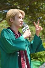 「マッスルモンスター2」に行ったことをアピールするユーキ。