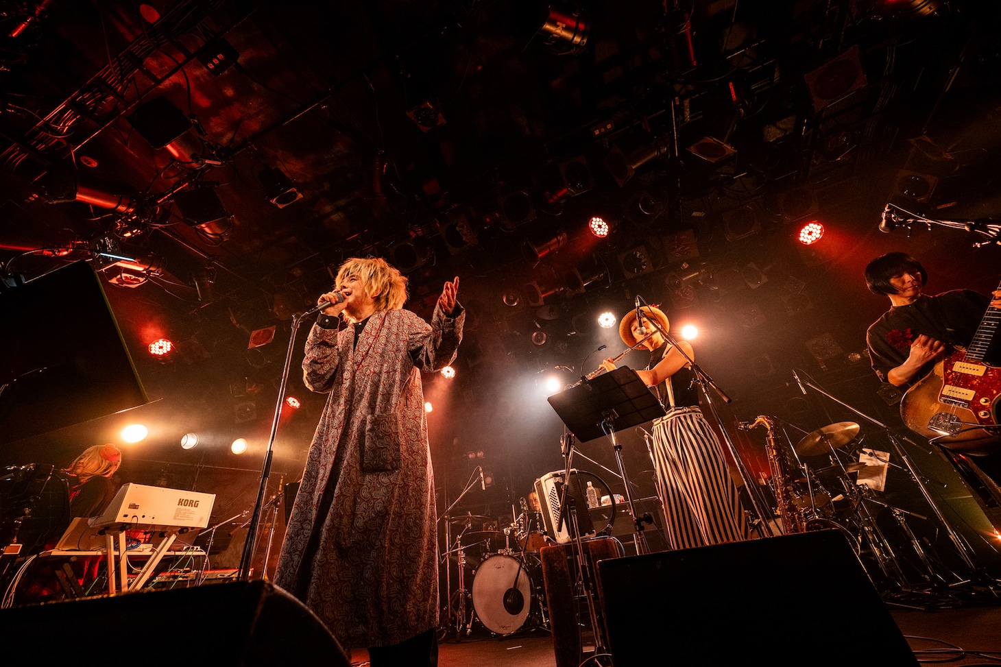 KERA & Broken Flowers