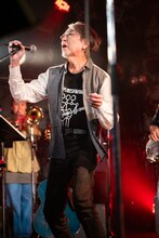 中野テルヲ（Syn, G, Vo）