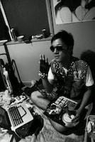 バンドマンの友人宅にて。2009、10年頃。