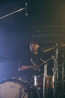 木幡徹己（Dr / 雪国）（撮影：新家菜々子）