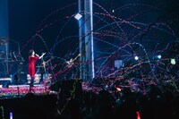 紙テープの応援。