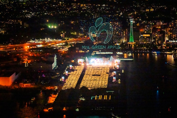Mrs. GREEN APPLE「MGA MAGICAL 10 YEARS ANNIVERSARY LIVE ~FJORD~」の様子。(撮影:田中聖太郎写真事務所)