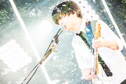 斎藤宏介（Vo, G / UNISON SQUARE GARDEN）（撮影：タカギユウスケ）