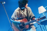 石崎ひゅーい (Photo by Ayumu Kosugi)
