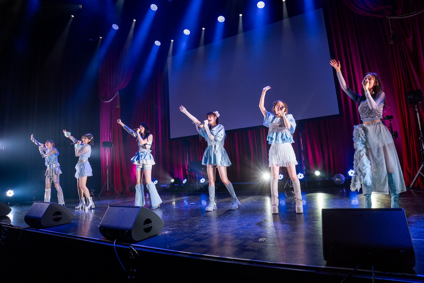 「5th ONEMAN LIVE "Will You Try MISS MERCY?"」の様子。