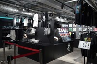 「BJC×TMGE POP-UP STORE」3階のストアエリア。