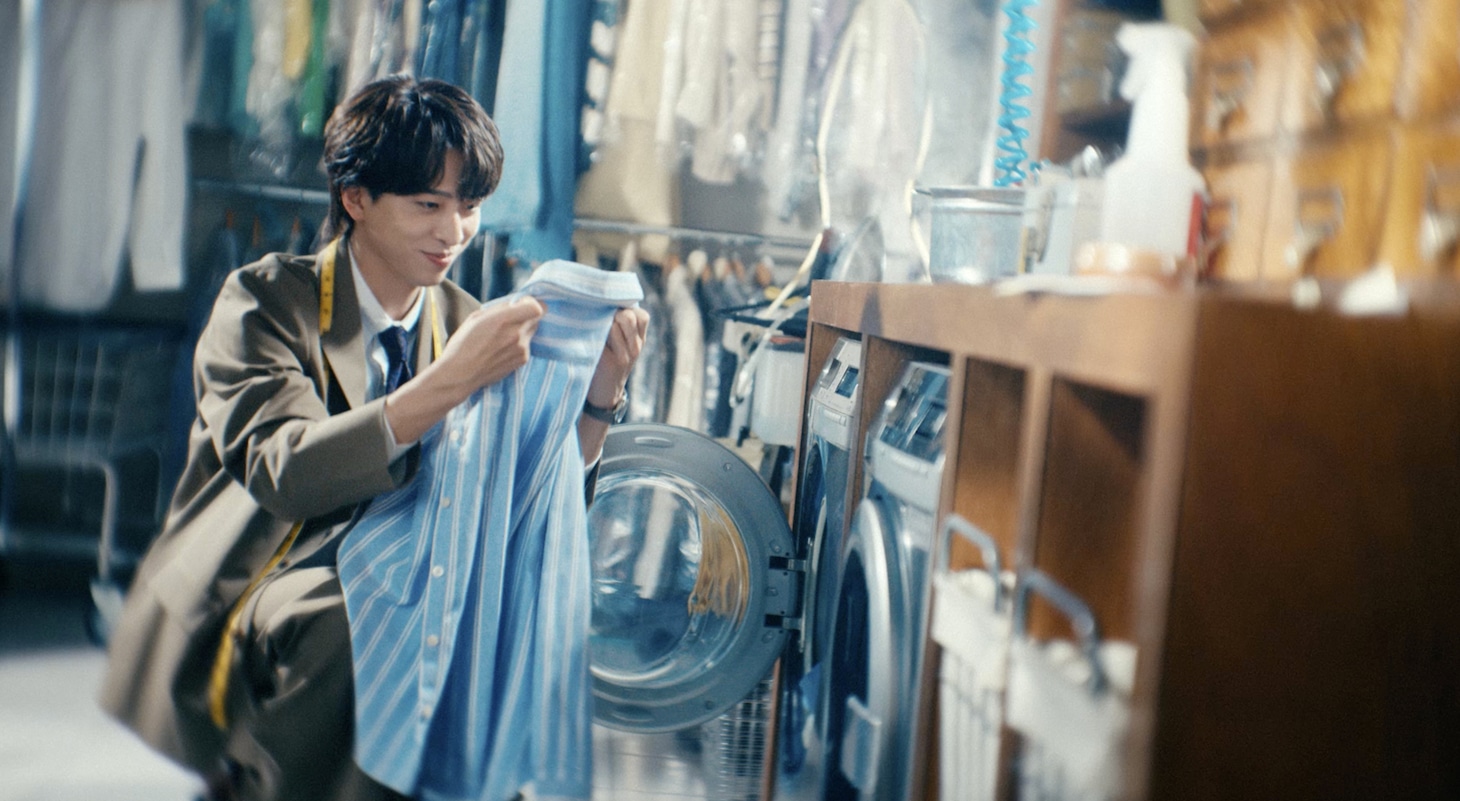 寺西拓人（timelesz）がブランドイメージキャラクターを務める「TAILOR」Web CMより。