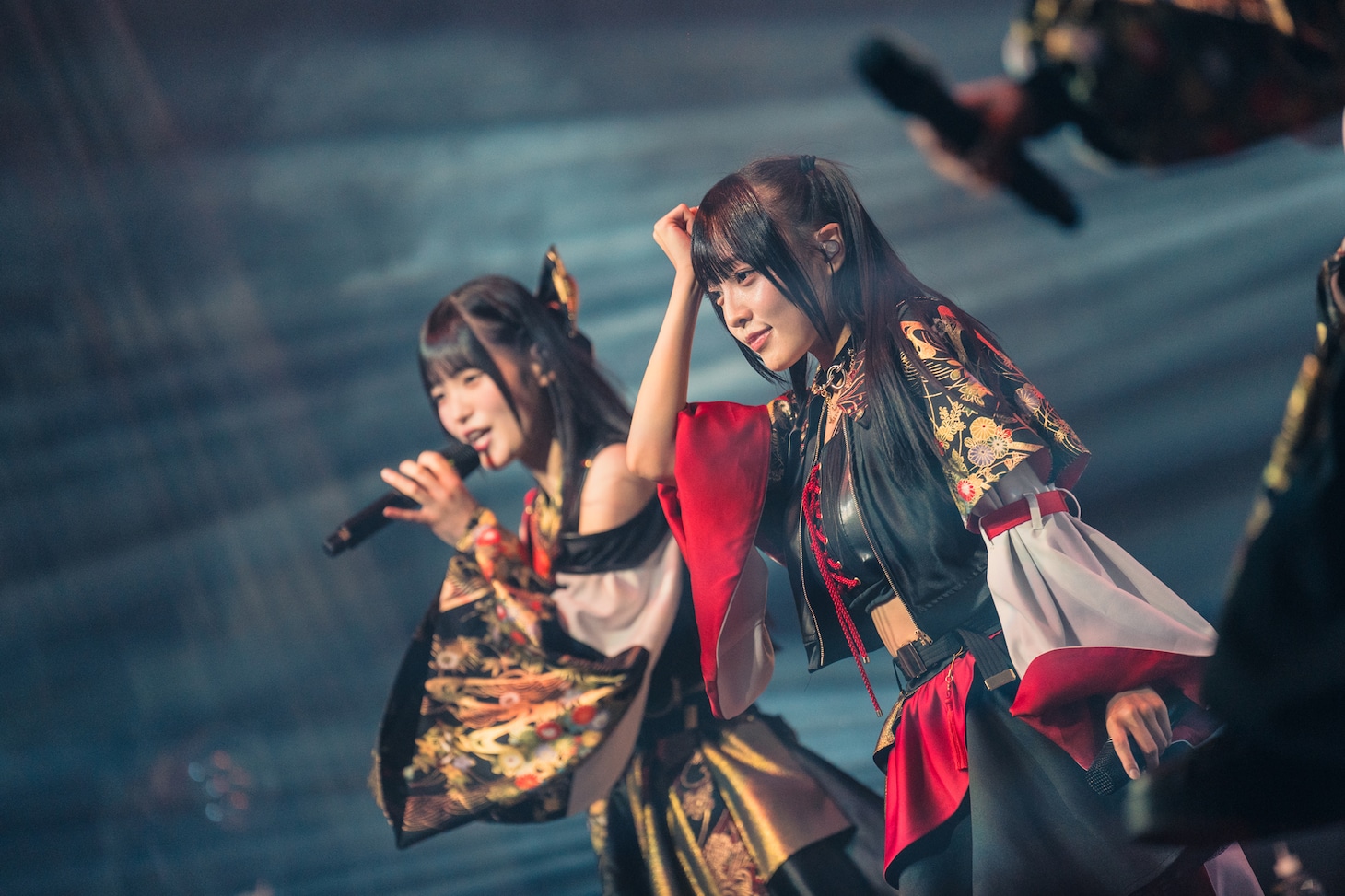 「INUWASI BAND SET LIVE TOUR 2025〝狗鷲廻閃〟」の様子。（撮影：真島洸）