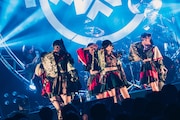 「INUWASI BAND SET LIVE TOUR 2025〝狗鷲廻閃〟」の様子。(撮影:真島洸)