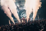 「INUWASI BAND SET LIVE TOUR 2025〝狗鷲廻閃〟」の様子。(撮影:真島洸)