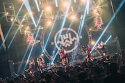 「INUWASI BAND SET LIVE TOUR 2025〝狗鷲廻閃〟」の様子。(撮影:真島洸)
