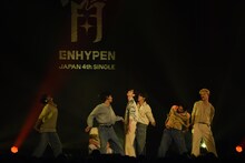 ENHYPEN日本4thシングル「宵 -YOI-」発売記念ショーケースの様子。