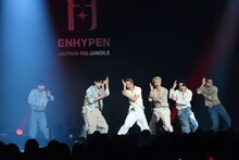 ENHYPEN日本4thシングル「宵 -YOI-」発売記念ショーケースの様子。