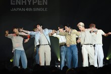 ENHYPEN日本4thシングル「宵 -YOI-」発売記念ショーケースの様子。