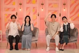 川谷修士(2丁拳銃)&野々村友紀子夫妻と、後上翔太(純烈)&横山由依夫妻。©︎フジテレビ