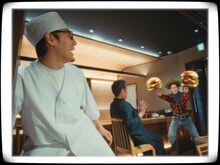 tofubeats「心のターゲット」ミュージックビデオより。