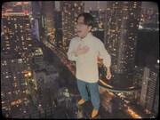 tofubeats「心のターゲット」ミュージックビデオより。