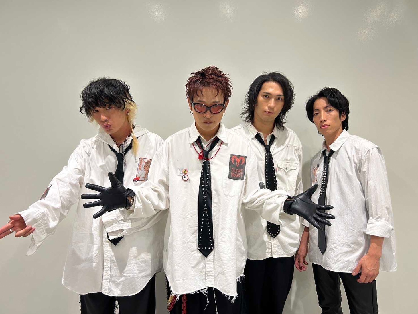 THE ORAL CIGARETTES