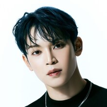 與那城奨 ©LAPONE ENTERTAINMENT