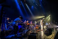 ROTH BART BARON「BEAR NIGHT 6」の様子。（撮影：小池彩子）