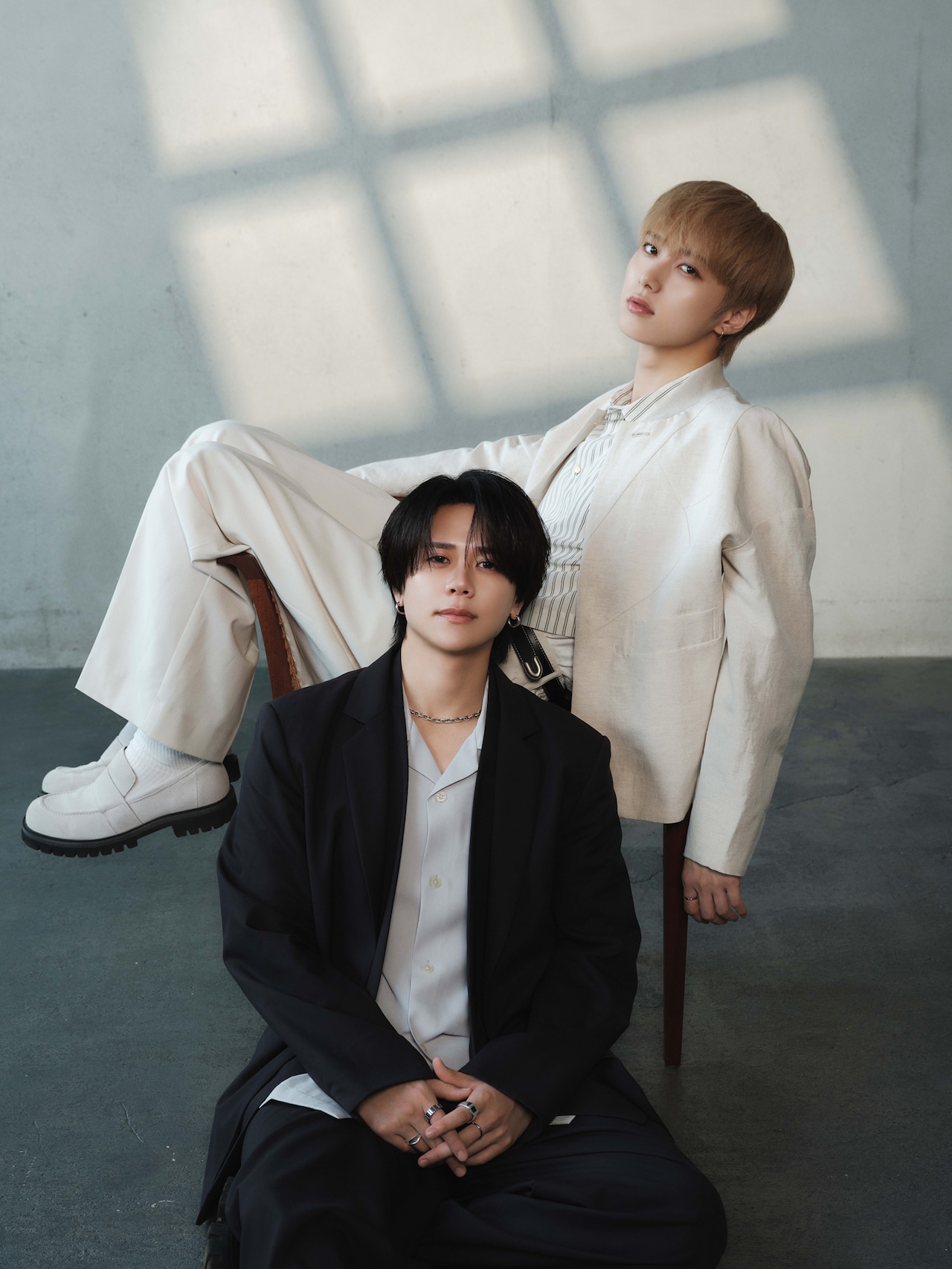 INI 尾崎匠海 INIの尾崎匠海と藤牧京介の最新ビジュアル。©LAPONE