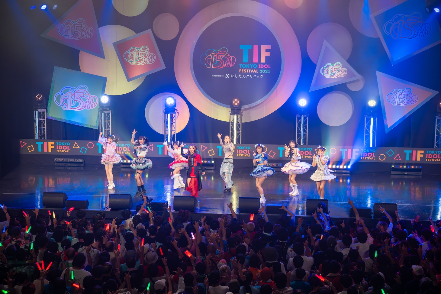 「後藤真希デビュー25周年♡レジェンドコラボステージ」の様子。