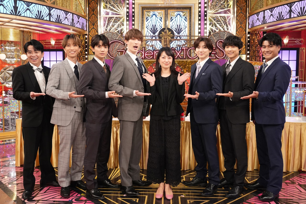 SixTONESと菅野美穂。©日本テレビ
