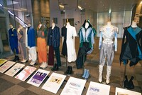 ExWHYZの歴代衣装。（Photo by sotobayashi kenta）