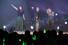 「Hello! Project ひなフェス 2025」のステージに立つメロン記念日。（写真提供：アップフロント）