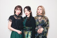 メロン記念日。左から村田めぐみ、柴田あゆみ、斉藤瞳。
