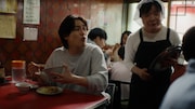松田元太(Travis Japan)出演CM「『ザ★』<シュウマイ>母ちゃん、これ家でも食いてぇよ」編より。