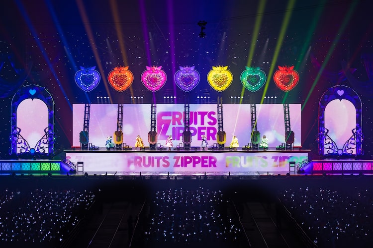 「さいたまスーパーアリーナ25周年 FRUITS ZIPPER 3rd ANNIVERSARY 超超超めでたいライブ -さん-」より。