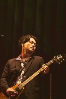 田辺由明（G, Cho）（撮影：酒井ダイスケ）